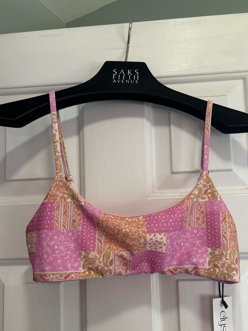 👙NWT Elysiian Swim Pink Floral Trim Bikini Top~Size Medium